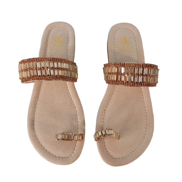 NWOT | SAVI Resort Wear "Helena" Jewel Embellished One Toe Flat Sandal | US 8 - Picture 2 of 5